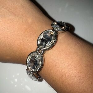 Elegant Silver Bracelet with Clear Gemstones